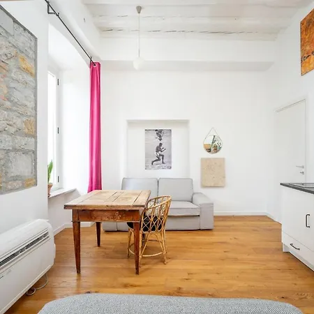 Montfort - Affitti Brevi Italia Lejlighed
